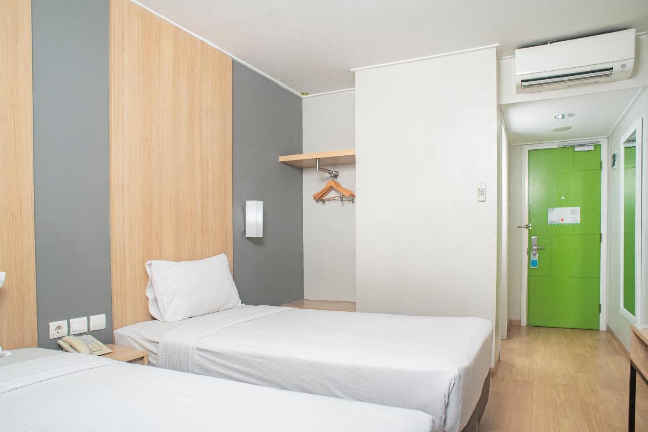 Hotel Citradream Бандунг Экстерьер фото